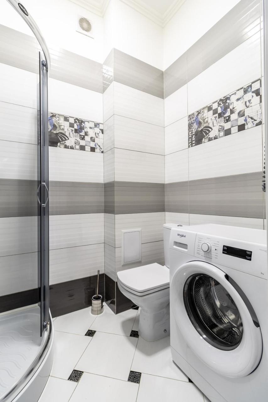Inshiapartments On Liberty Avenue Λβιβ Εξωτερικό φωτογραφία